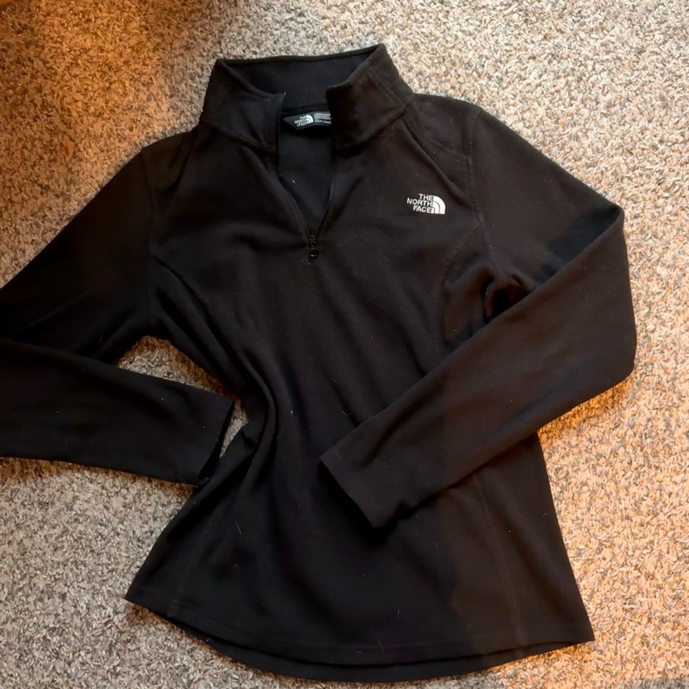 The North Face Women's Black Quarter-Zip Sweatshirt